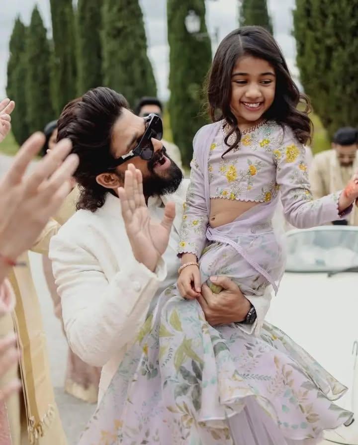 allu-arjun-with-cute-daughter